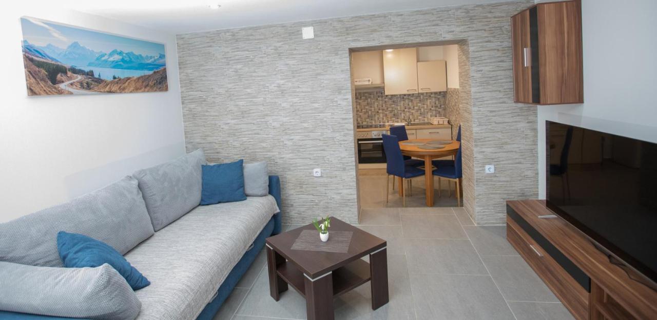 Toto Apartment Lukovo Šugarje Екстериор снимка