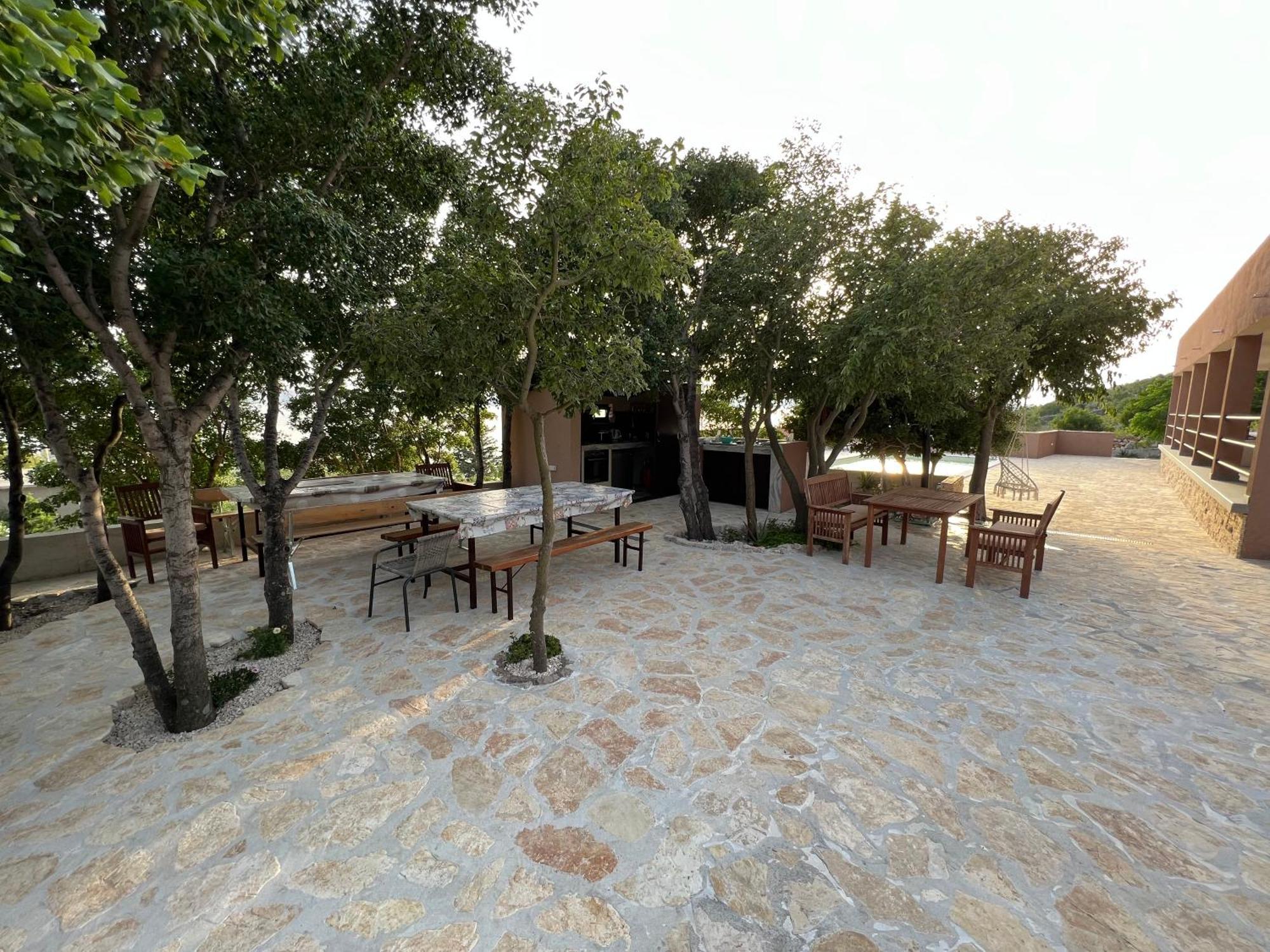 Toto Apartment Lukovo Šugarje Екстериор снимка